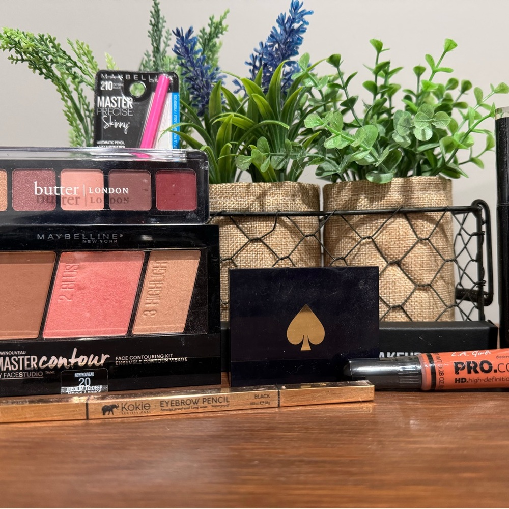 ⭐️ Makeup Lot - Estée Lauder, Butter London, Makeup by Mario, Maybelline & more!